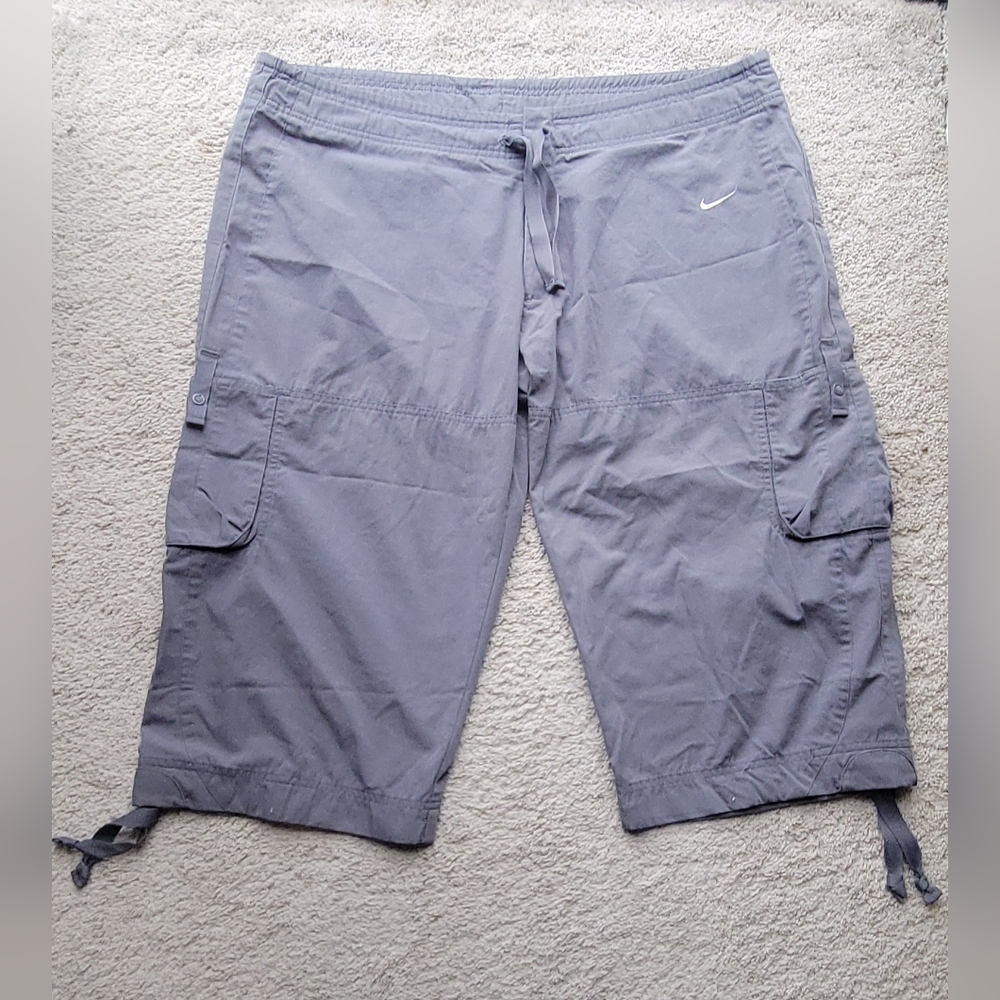 Nike Women's Light Gray Cargo Shorts